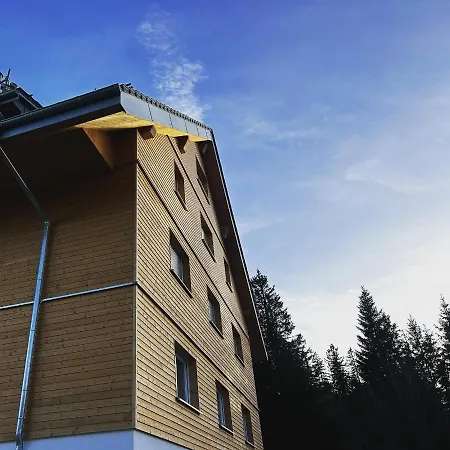 - Direkt An Der Skipiste - Mit Sauna פלדברג