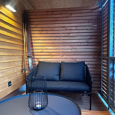 - Direkt An Der Skipiste - Mit Sauna アパート